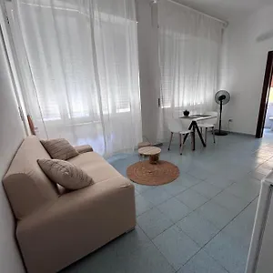 https://filipps-apartment.in-sardinia.net